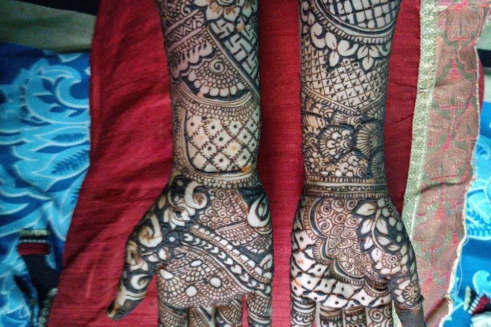 Bridal mehndi