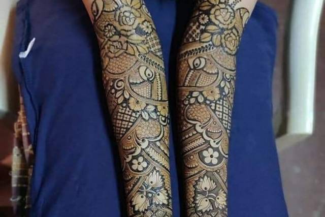 Best Mehendi Artists in Guwahati- Bridal & Wedding Mehndi Designs - Swagrani