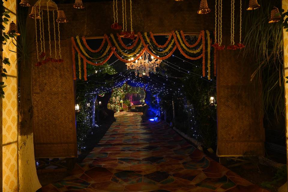 Entrance decor