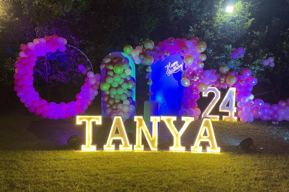 Balloon decor
