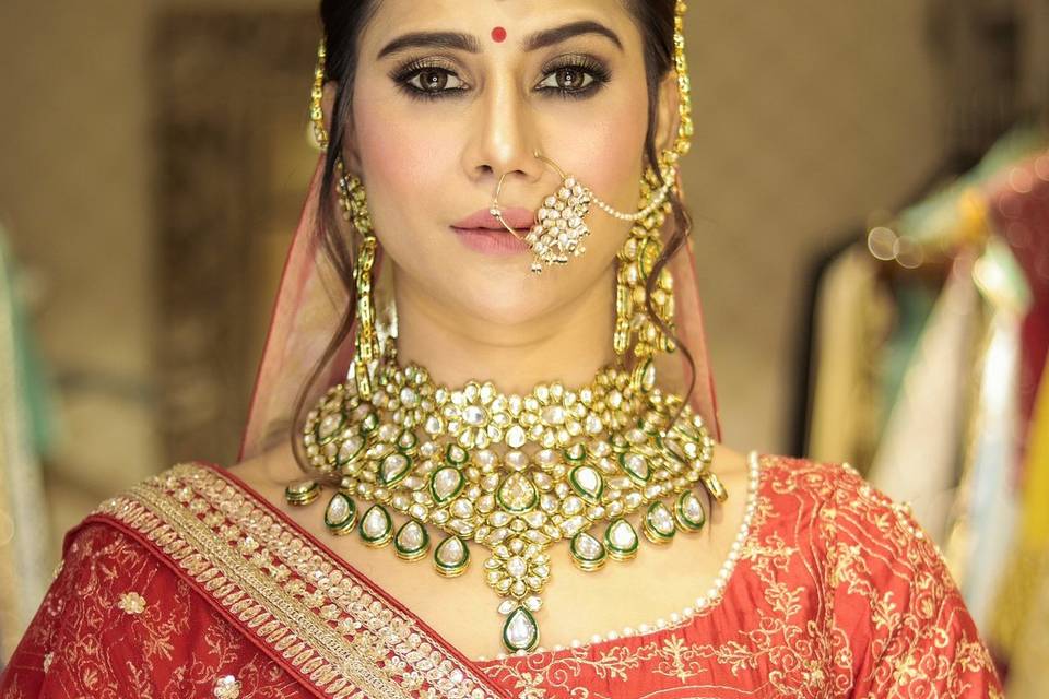 CLASSIC BRIDAL MAKE UP