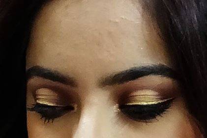 Party makeup