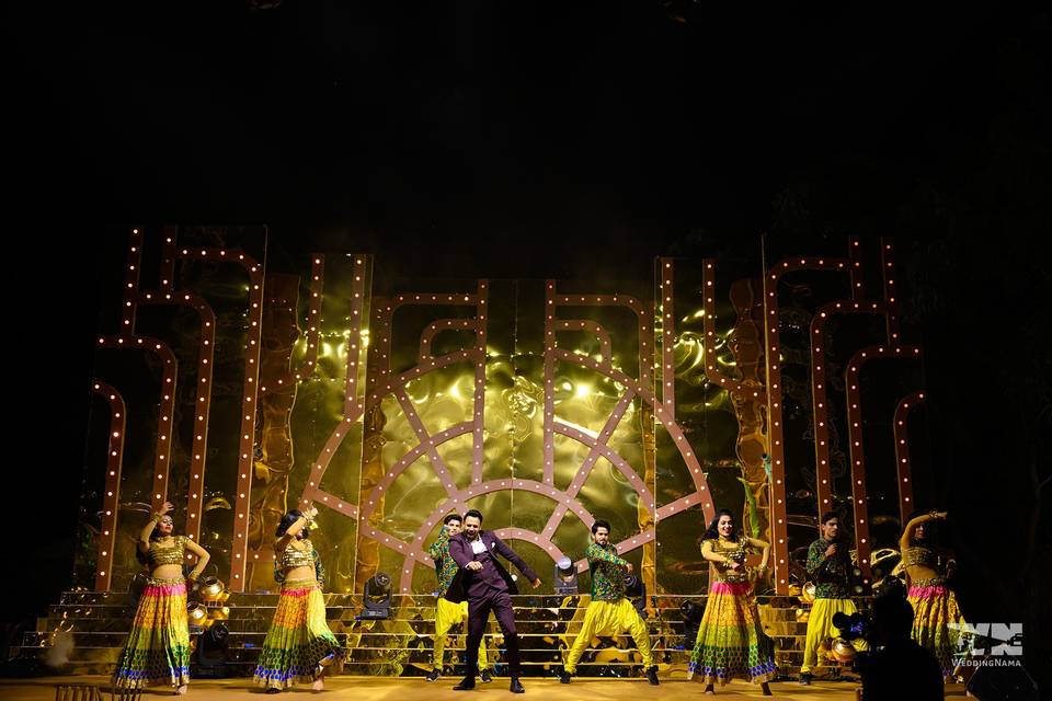 Baaraat Dance, Malad West