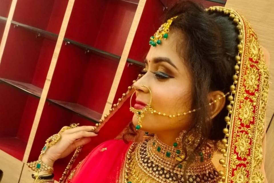 Bridal makeup