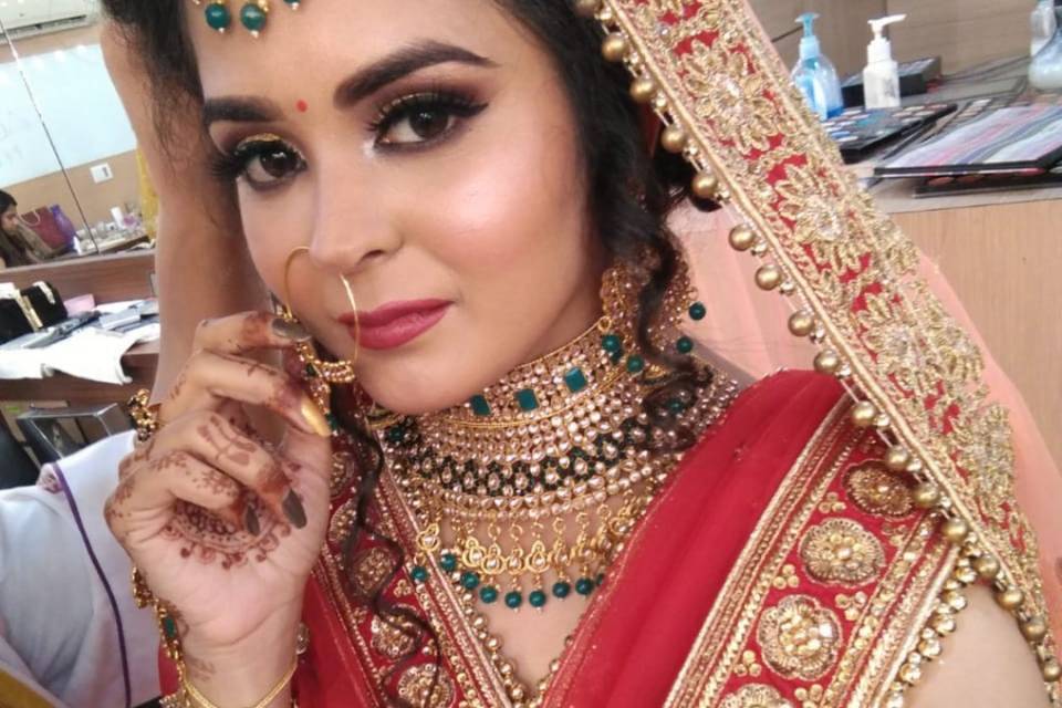 Bridal makeup