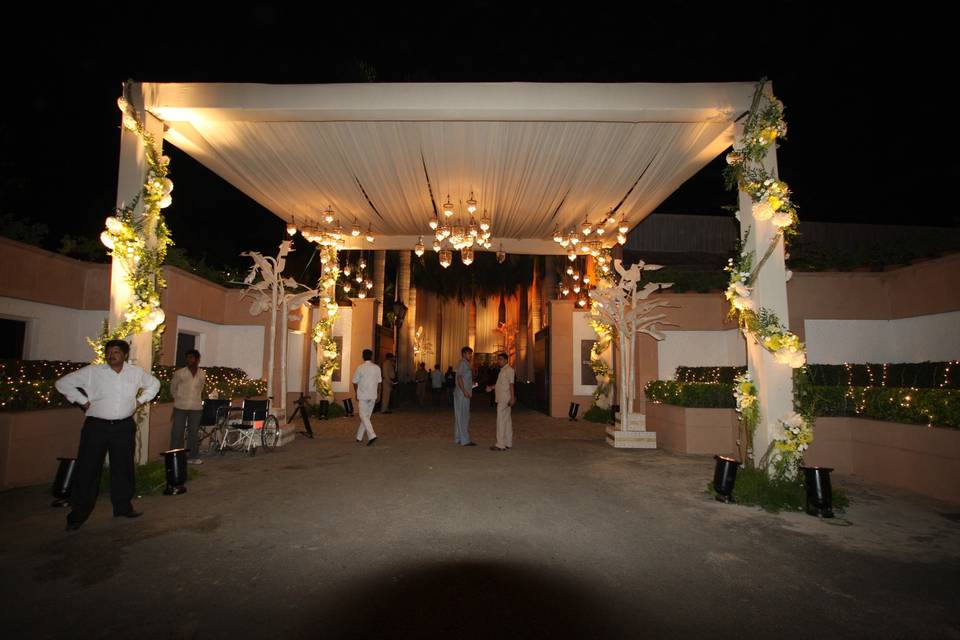 Entrance decor