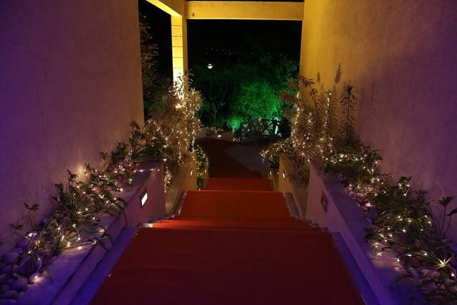 Entrance decor