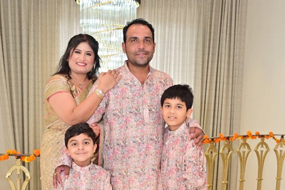 फैमिली फोटो