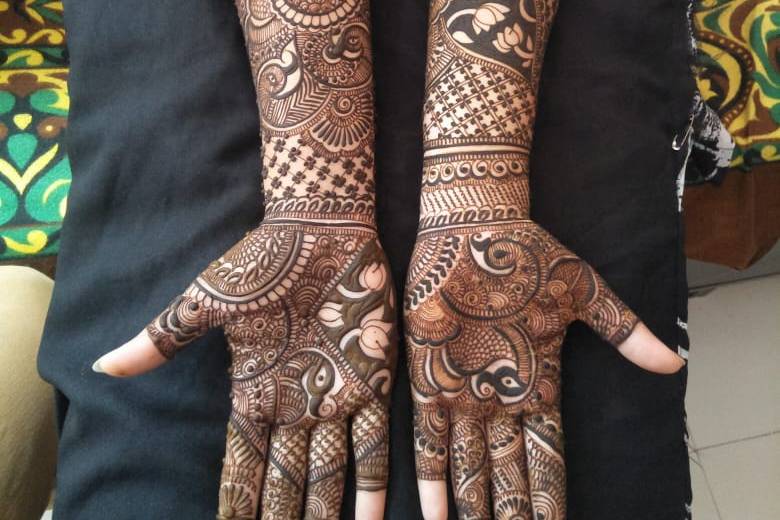 Mehndi Artists - Sparkle 24 Mehandi Art - Mehndi design (12)