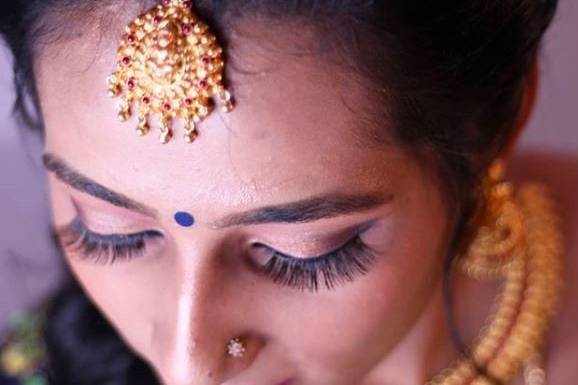 Bridal makeup