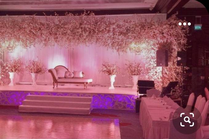 Wedding stage decorations