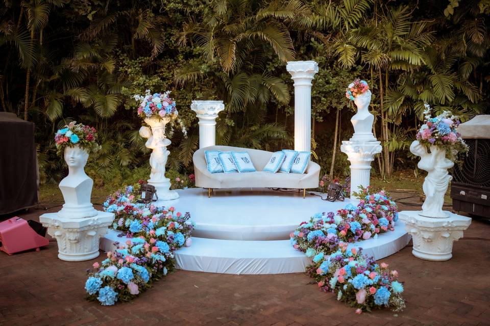 Couple Seating Decor