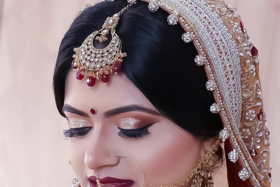 Lips And Look By Alisha Sharma