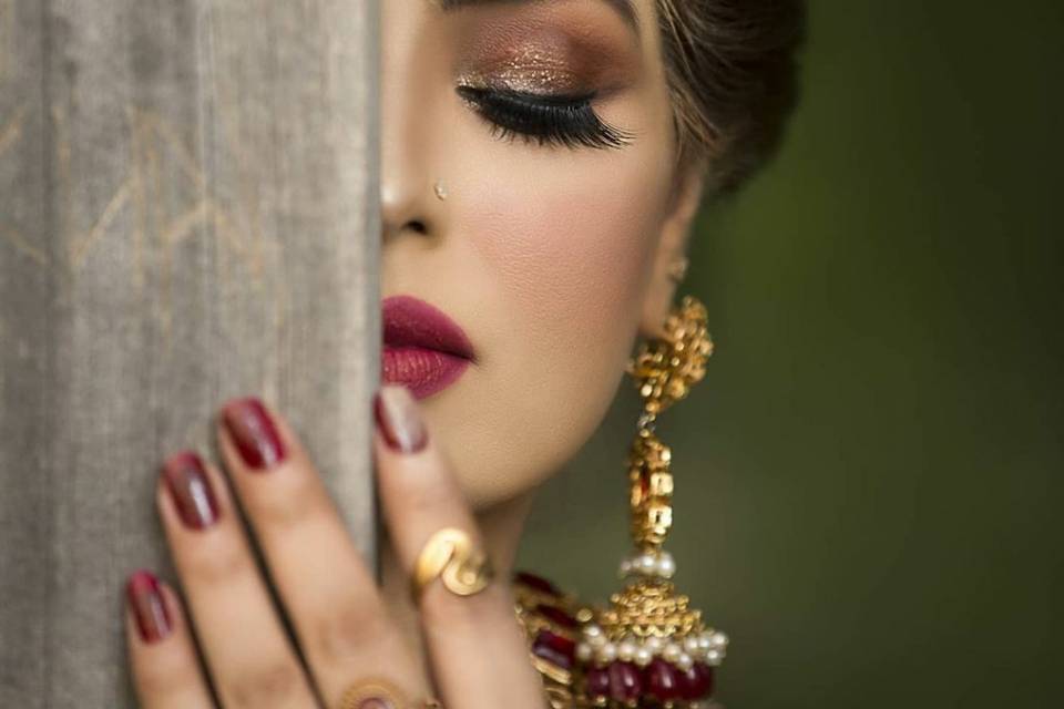 Lips And Look By Alisha Sharma