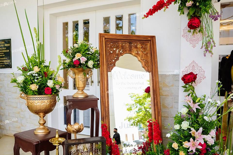 Mirror board
