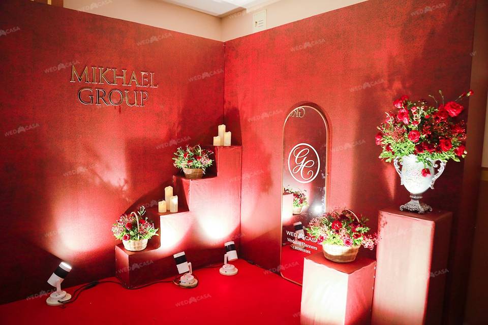 Red theme photo booth