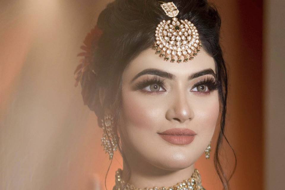 Bridal makeup