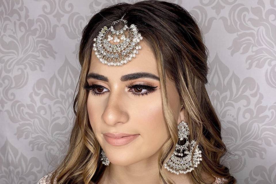 Party makeup