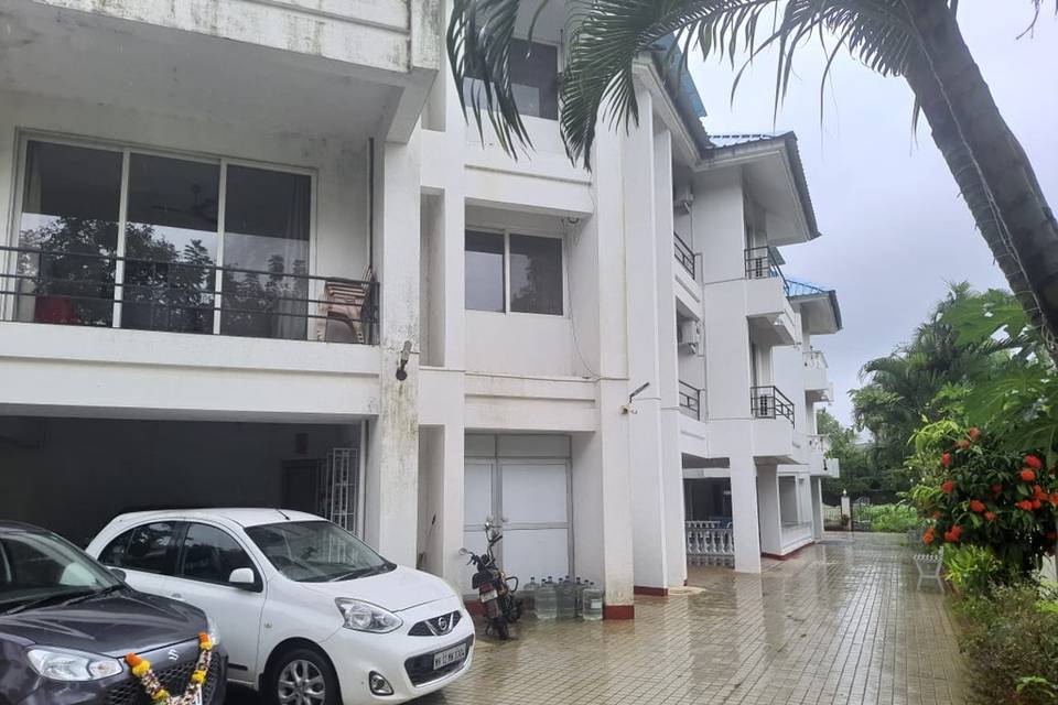 Bendres Holiday Home