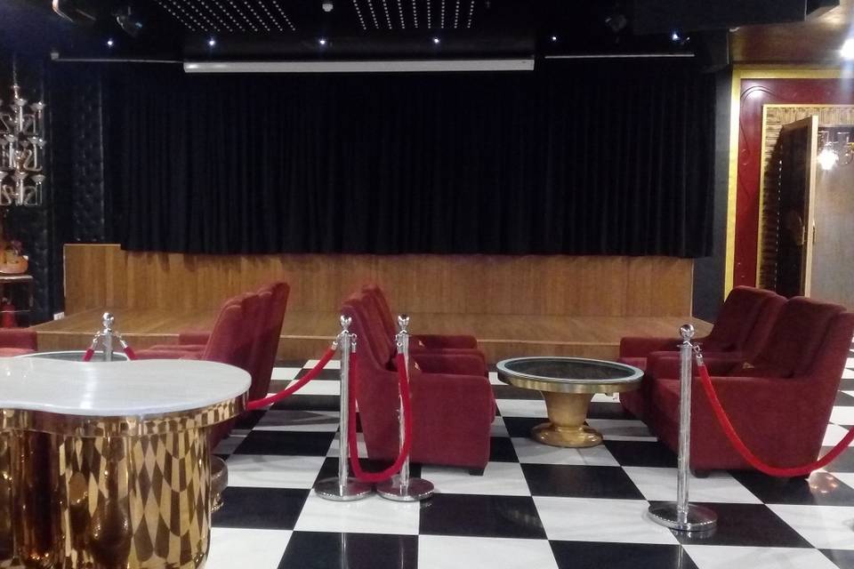 The Theatre Club and Lounge