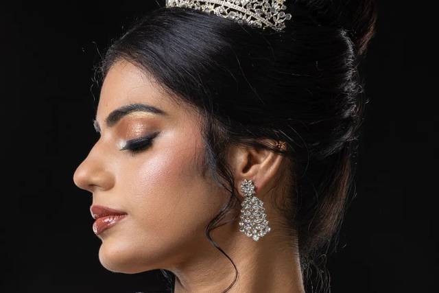 Party makeup