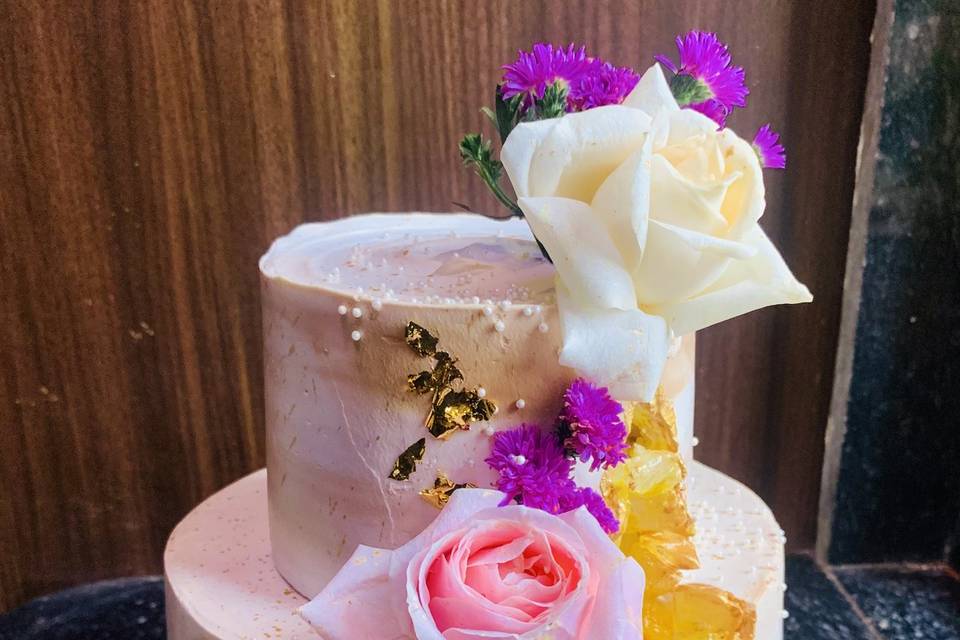 flake wedding cake flower