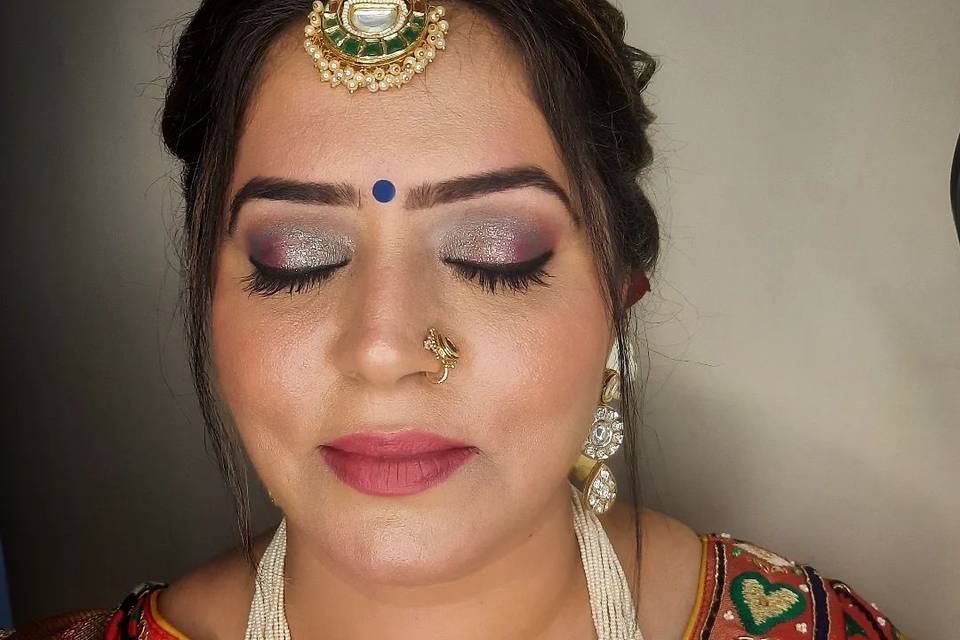 Party makeup