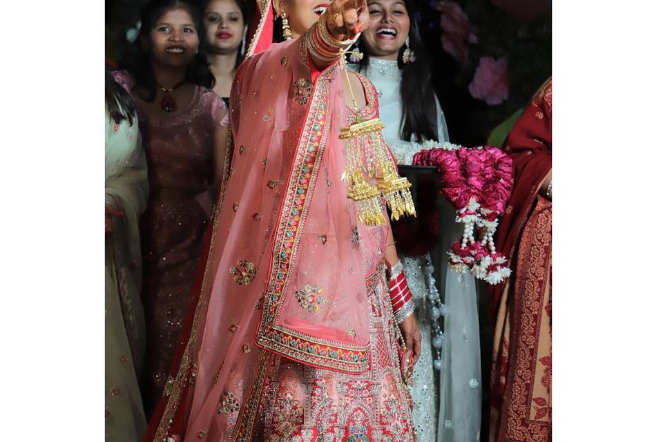 Theweddiaries_1646399211_2786521010888846687_13390501917