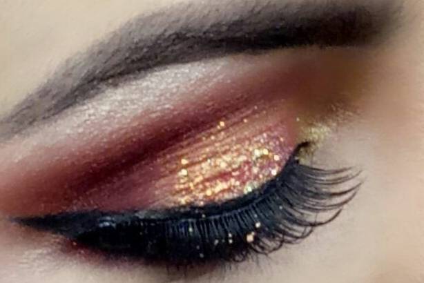 Eye makeup