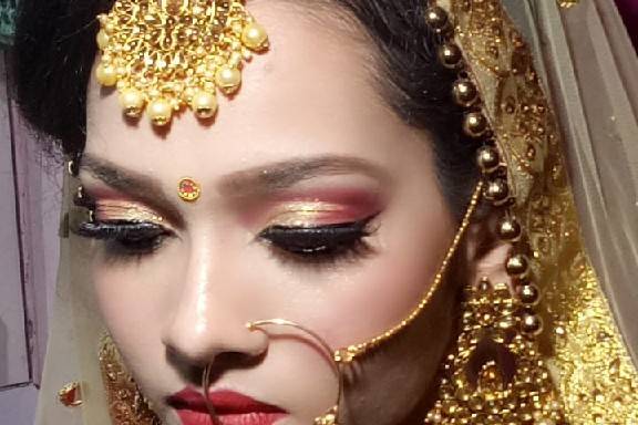 Shreya Beauty Parlour and Makeup Studio