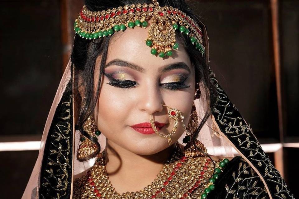 Maquillage By Himanshi Mansinghani