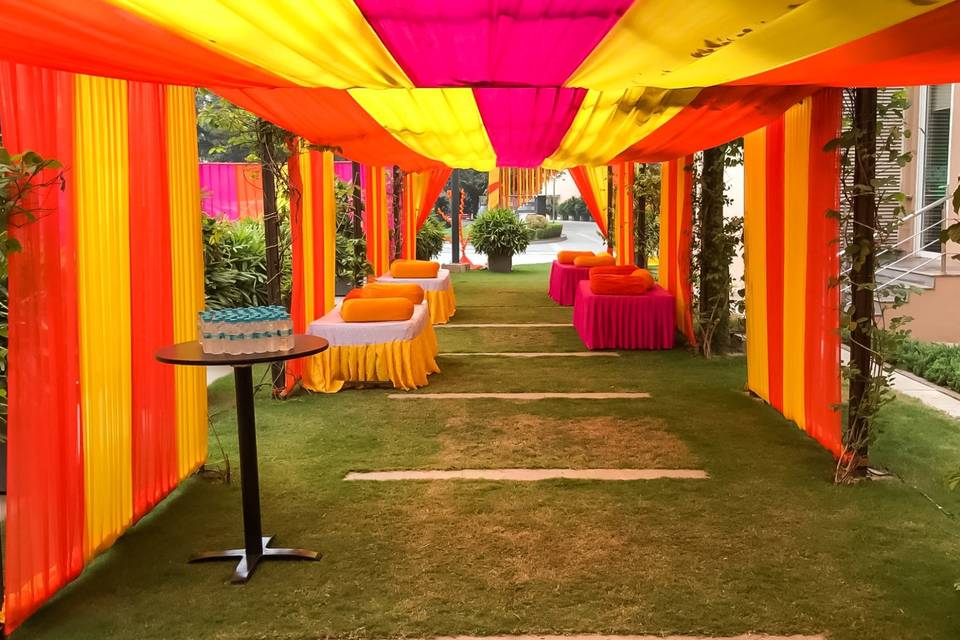 Mehendi decor and setup