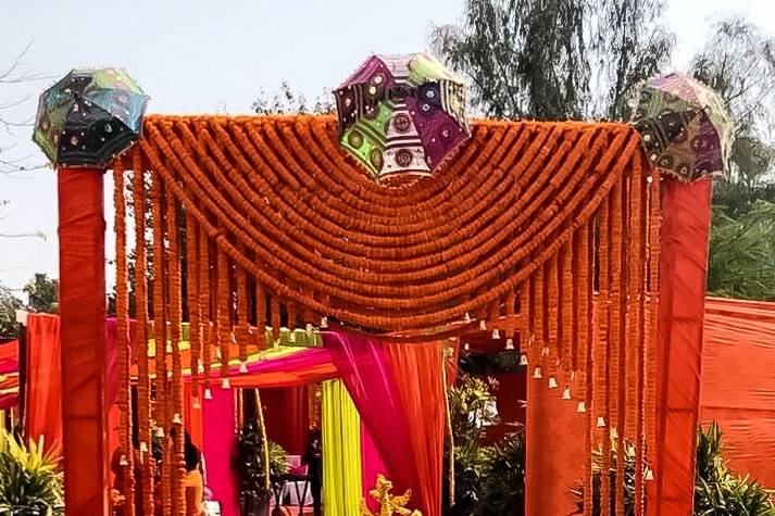 Mehendi decor and setup