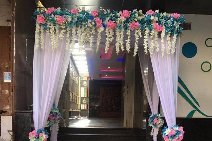 Entrance decor