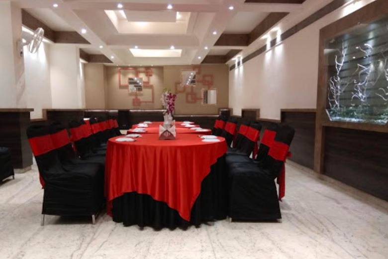 wedding venue - Hotel B K Castles - banquet hall (1)
