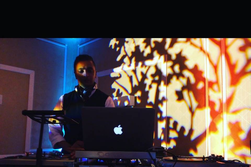 DJ Ashish