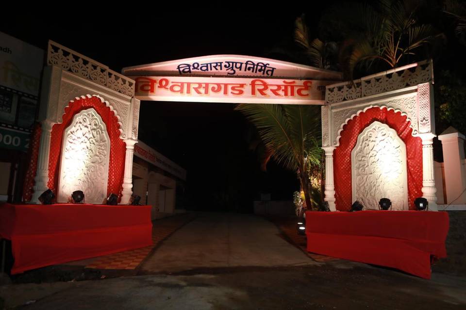 Entrance decor