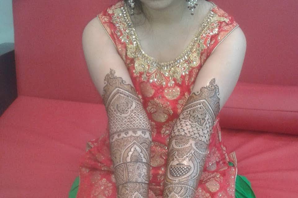 Vinayak Mehandi Art