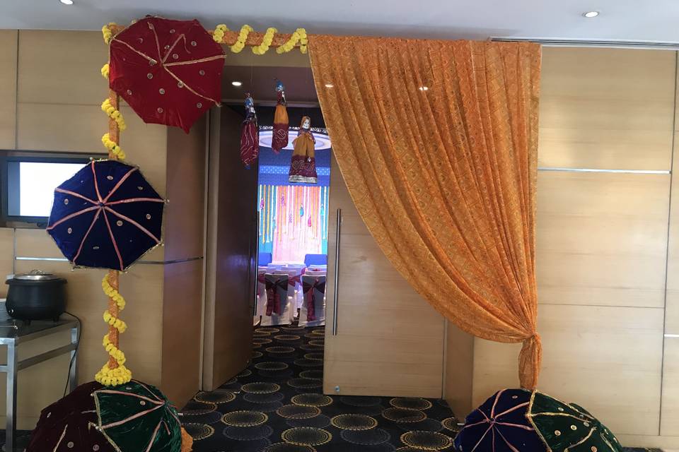 Entrance decor