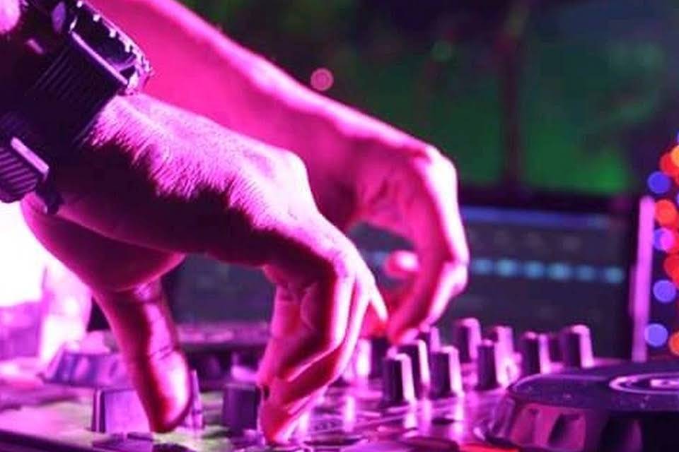 Dj Sourav, Kolkata