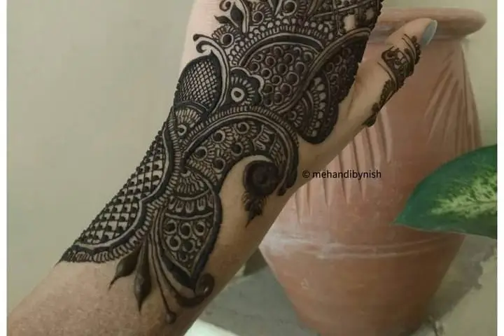 Neeraj Tattoo Artist @bommastattoosNeeraj #bommastattoosNeeraj  #tattooartist #tattoo #krishna - YouTube