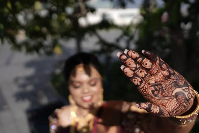 21.Lotus Mehndi with Peacock Design | Peacock mehndi designs, Mehndi designs,  Wedding mehndi designs