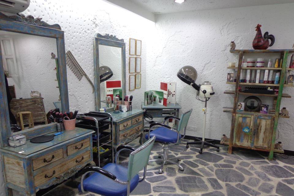 Salon