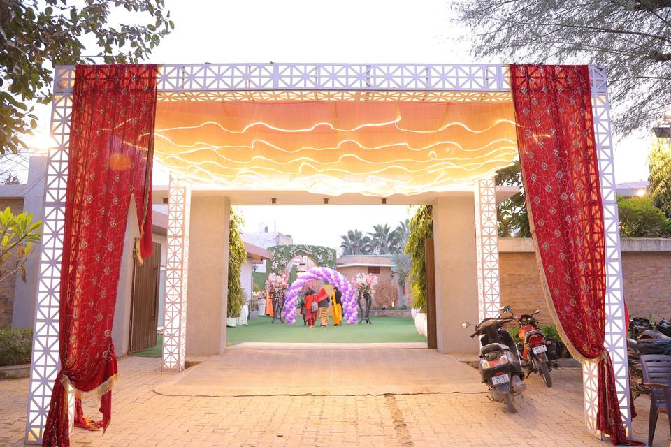 Entrance decor