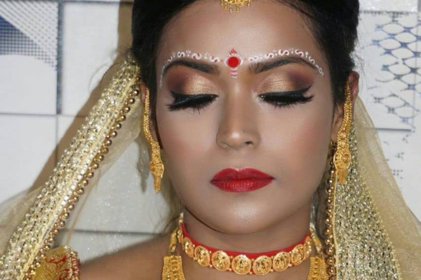 Bridal makeup