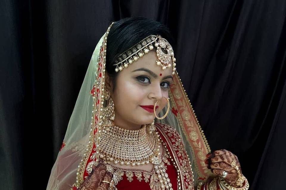 Bridal makeup