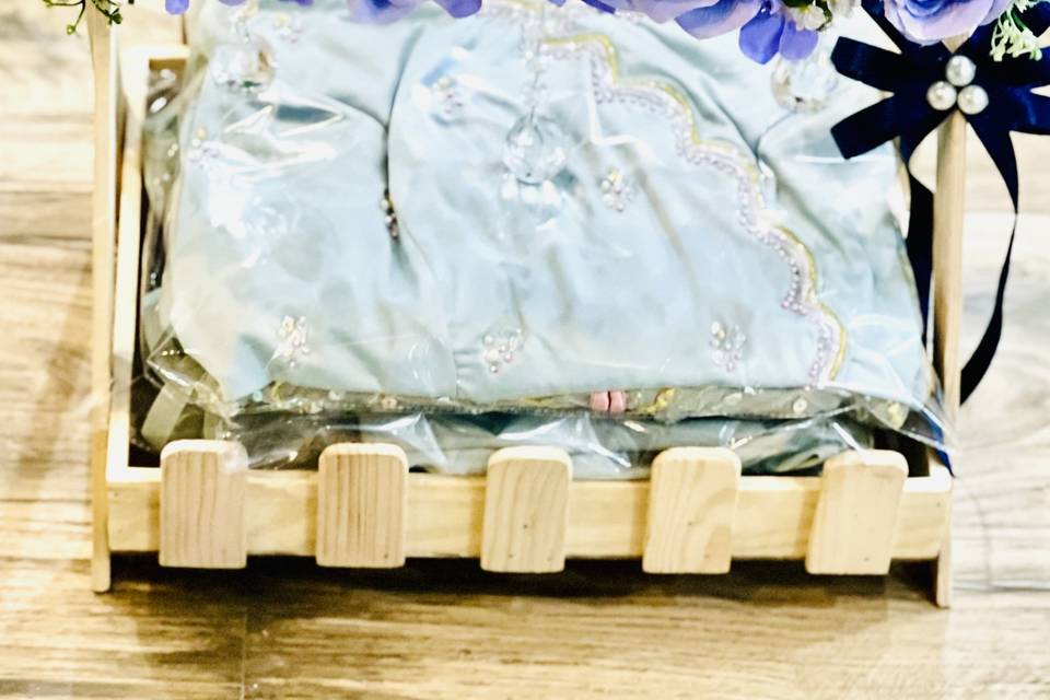 Trousseau Packing