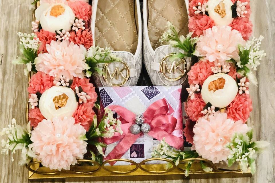 Trousseau Packing
