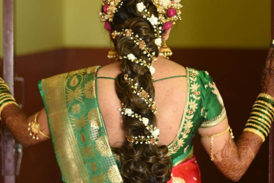 MakeupArtists-BhuaHairstyling mika Shah-Bridalmakeup (6)