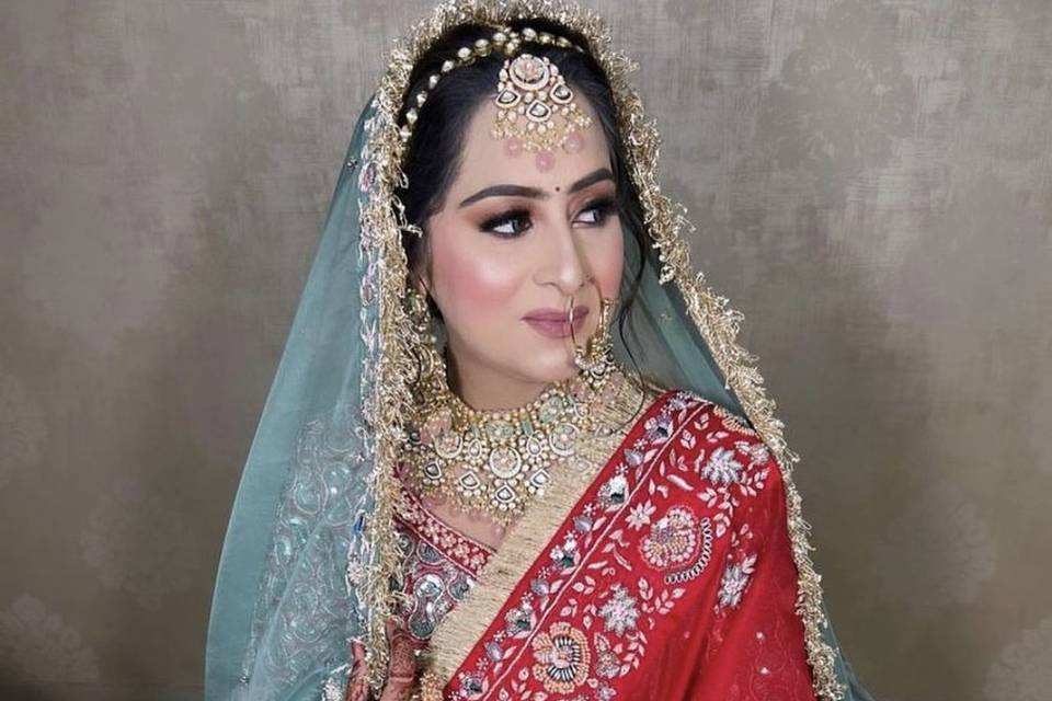 Bridal makeup